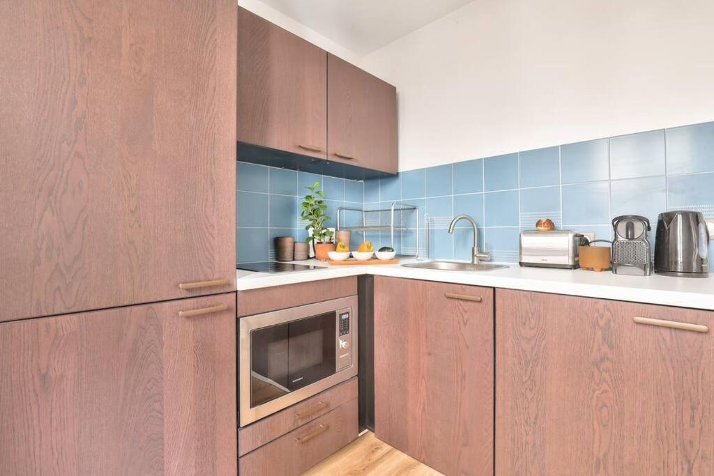 Cozy And Practical Apt In The 10Th Arrondissement Paris Exterior foto